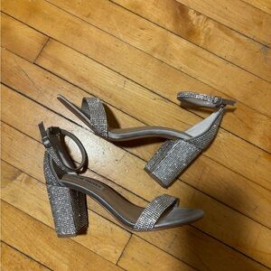 Steve Madden Dylann-R Silver Multi Heels - Women’s Size 6